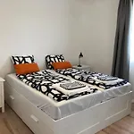 Nemespecsely Udvarhaz Apartment