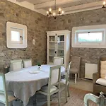 Nemespecsely Udvarhaz Apartment