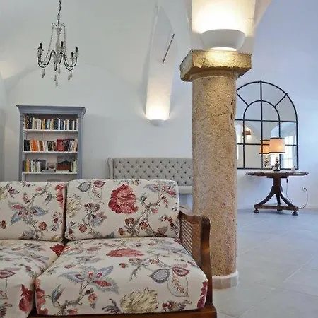 Nemespecsely Udvarhaz Apartment *